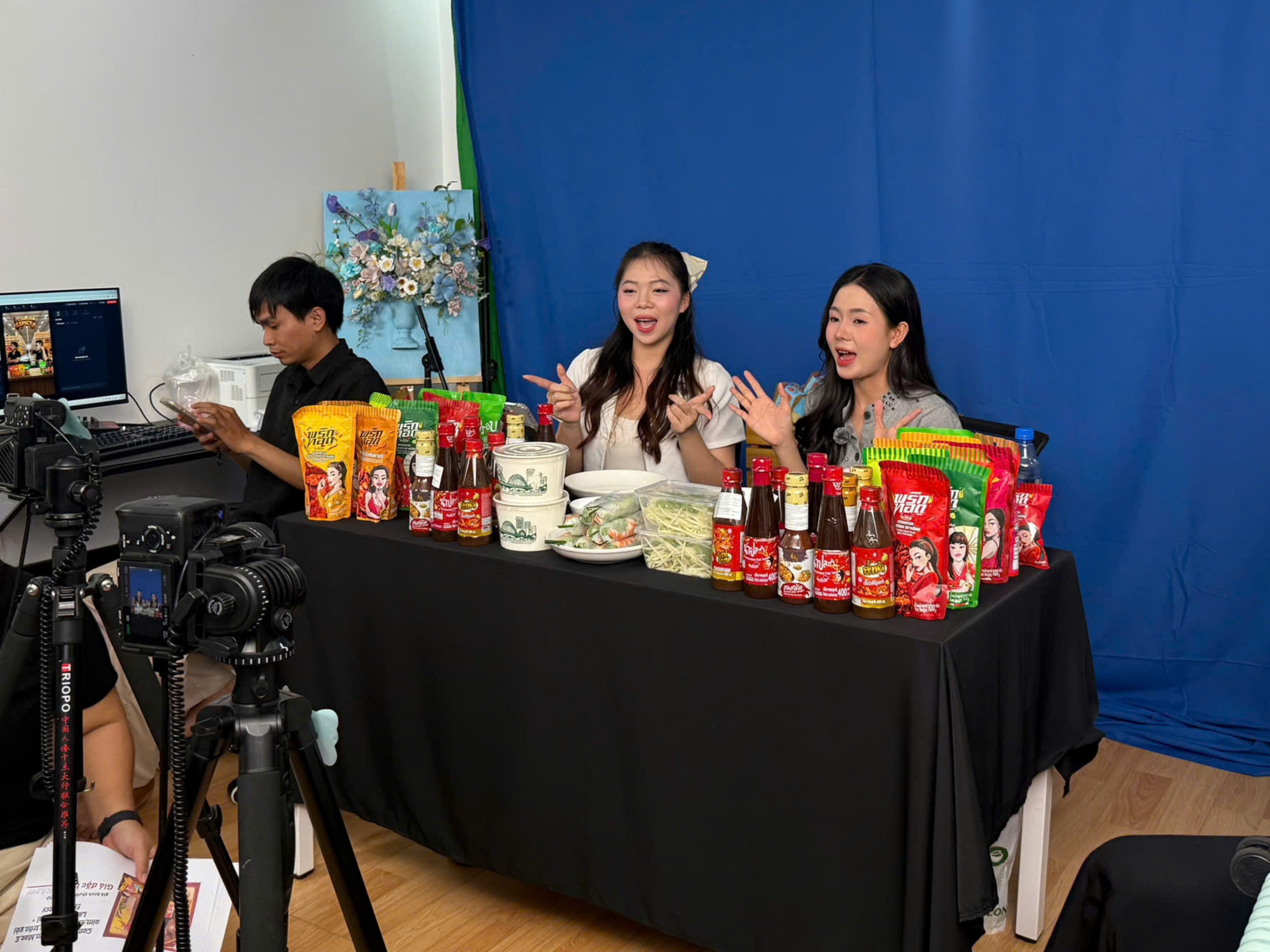 Host livestream FASE
